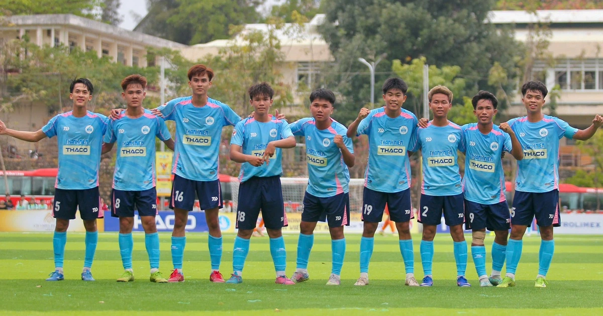 Lượt trận đầu VCK: Chủ nhà Nha Trang kiên cường, nhóm ứng viên phô diễn sức mạnh - Báo Thanh Niên