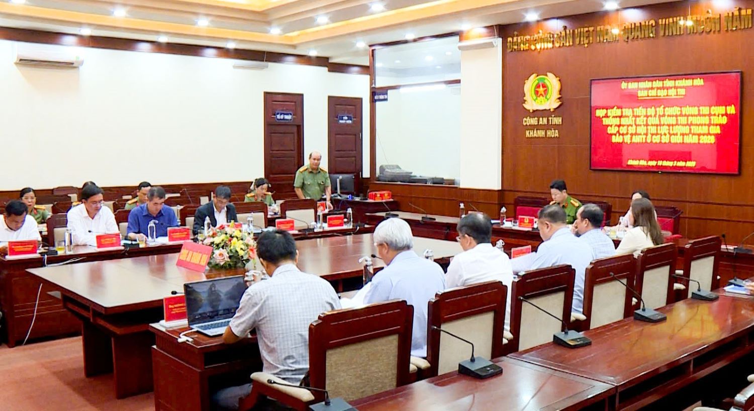 Kiểm tra tiến độ tổ chức Hội thi “Lực lượng tham gia bảo vệ an ninh trật tự cơ sở giỏi” tỉnh Khánh Hòa năm 2026 - Báo Khánh Hòa