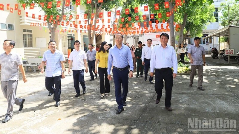 Khánh Hòa tuyên truyền về cuộc bầu cử đến vùng đồng bào dân tộc thiểu số và miền núi - Vietnam.vn