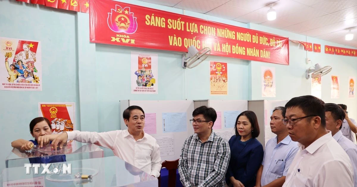 Khánh Hòa: Tạo điều kiện để du khách đến du lịch được bỏ phiếu đúng quy định - Vietnam.vn