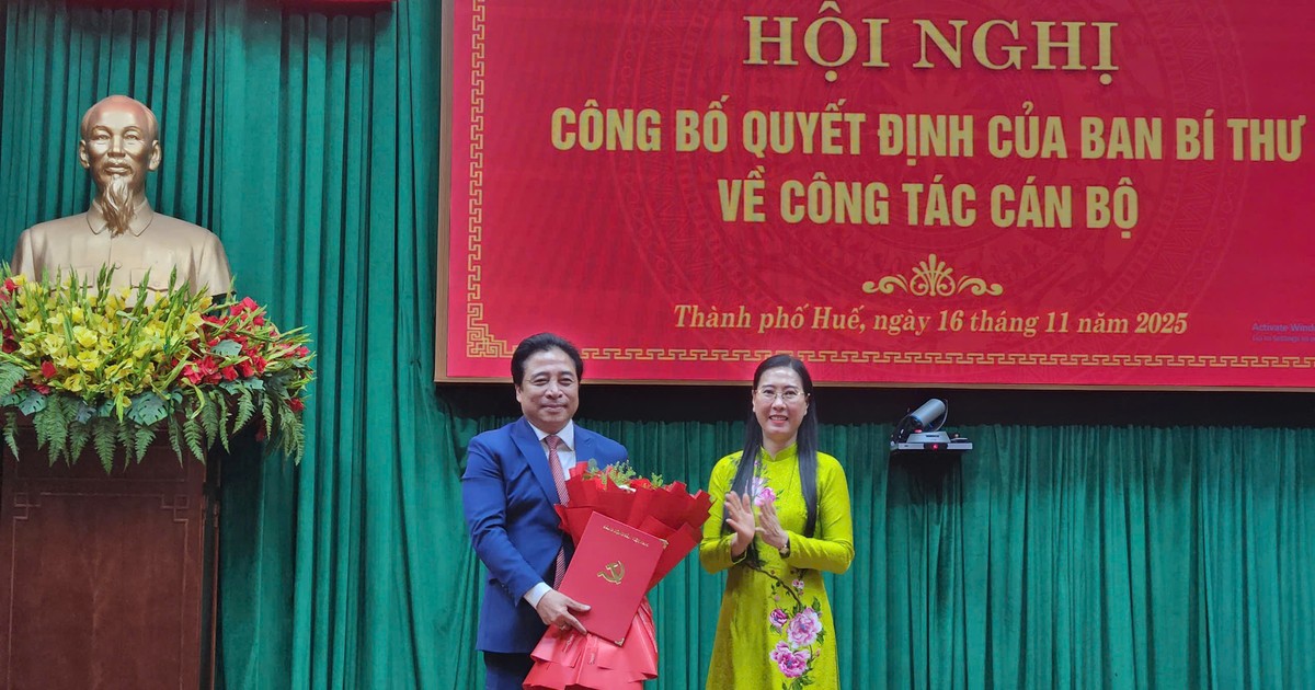 Chủ tịch UBND tỉnh Khánh Hòa Nguyễn Khắc Toàn làm Phó Bí thư Thành ủy Huế - Báo Pháp Luật TP. Hồ Chí Minh