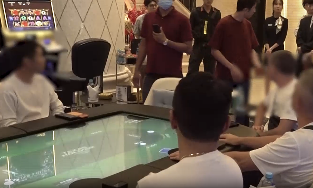 Cảnh sát đột kích sòng bạc trong hầm khách sạn 5 sao ở Nha Trang - SkyDoor News