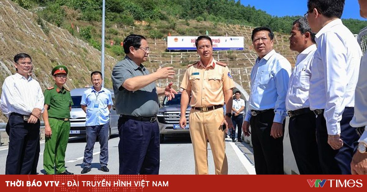 Thủ tướng: Khẩn trương đưa vào khai thác toàn tuyến cao tốc từ Quảng Ngãi tới Khánh Hòa - Vietnam.vn