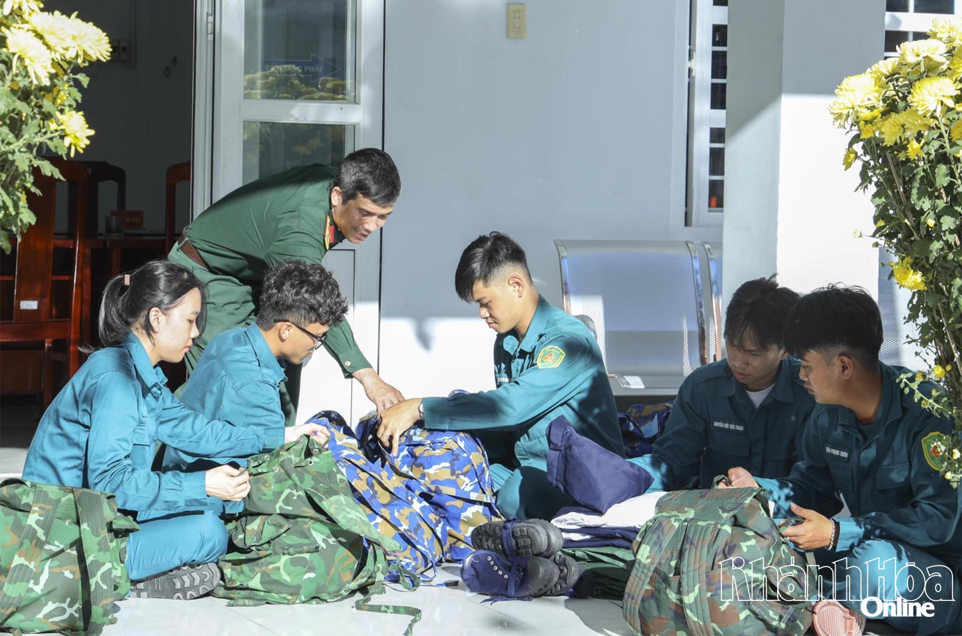 Sẵn sàng cho ngày hội tòng quân - Báo Khánh Hòa