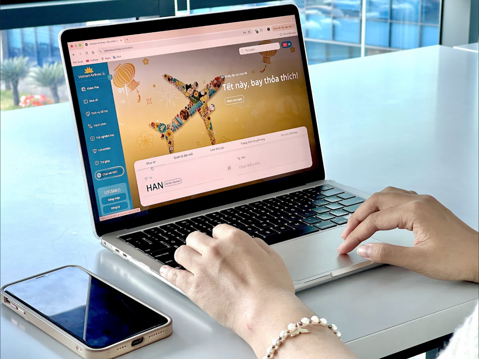 Vietnam Airlines khuyến nghị hành khách mua vé qua kênh chính thức dịp Tết Nguyên đán - Báo Khánh Hòa